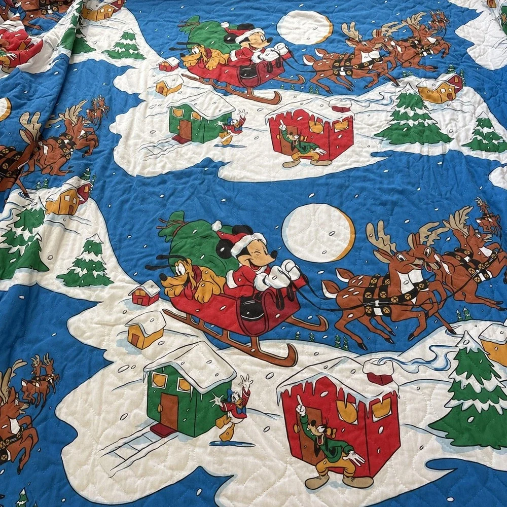Vtg Disney Mickey Mouse Double Christmas Holiday Sled Comforter‎ 96x110